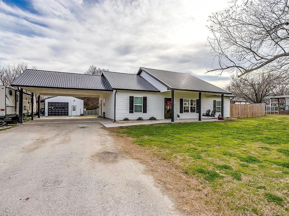 216 Weir St, Covington, TX 76636 Zillow