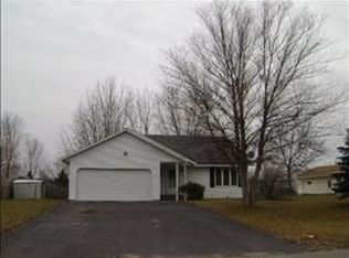 6395 Birch St, North Branch, MN 55056