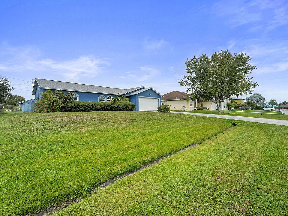 1st image of 1642 SW Mcallister Lane