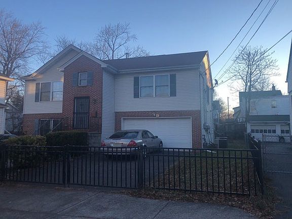 3rd image of 116-120 Columbia Ave