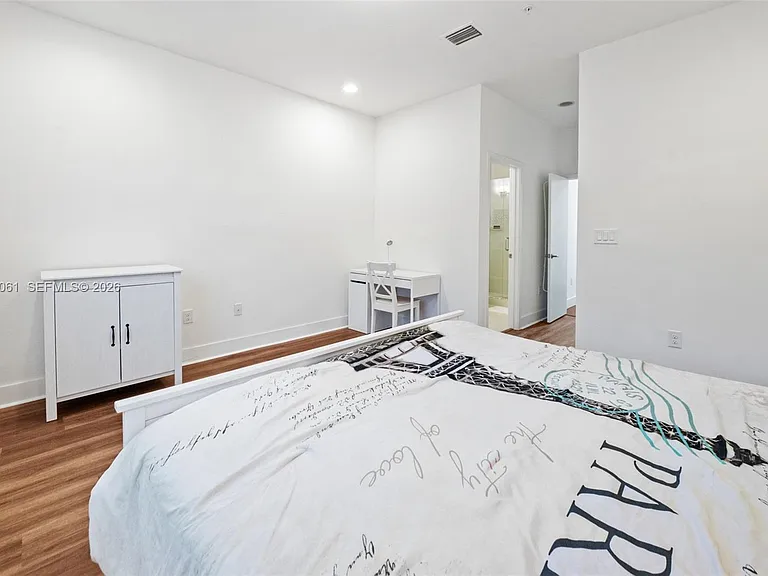 2641 NE 212th Ter #209 — Photo 10