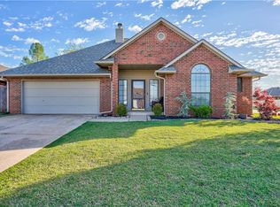 700 Azalea Pl, Yukon, OK 73099