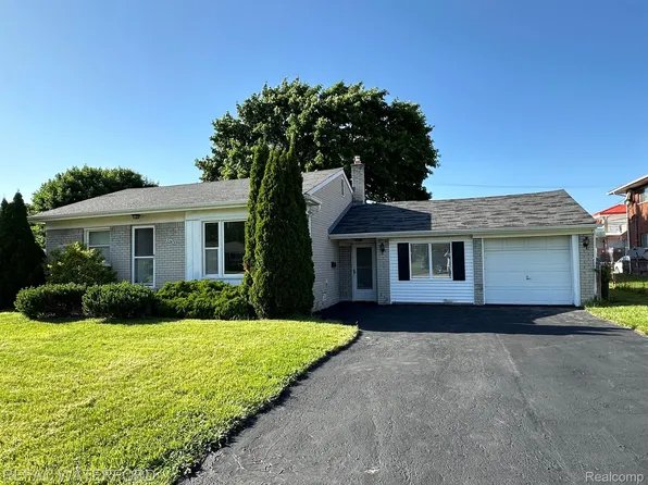 28676 Pardo St, Garden City, MI 48135