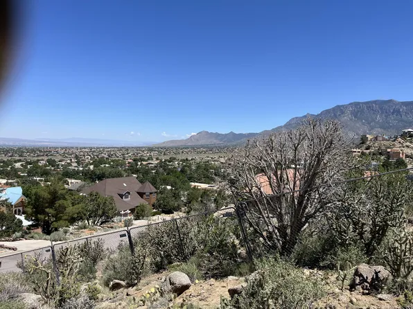 4424 Skyline Ct NE, Albuquerque, NM 87111