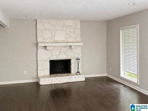 3rd image of 4601 Sylvaner Ln