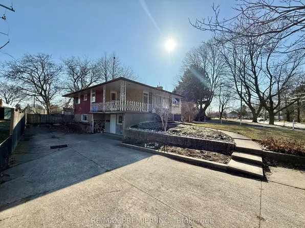 288 Scott St, Saint Catharines, ON L2N 1J3