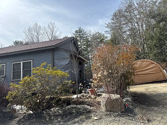 2nd image of 52 Rumbrook Rd