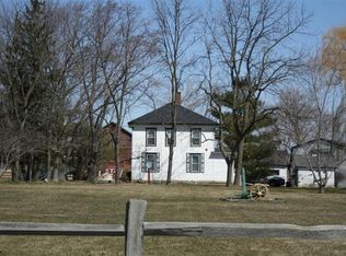 909 248th Ave, Kansasville, WI 53139