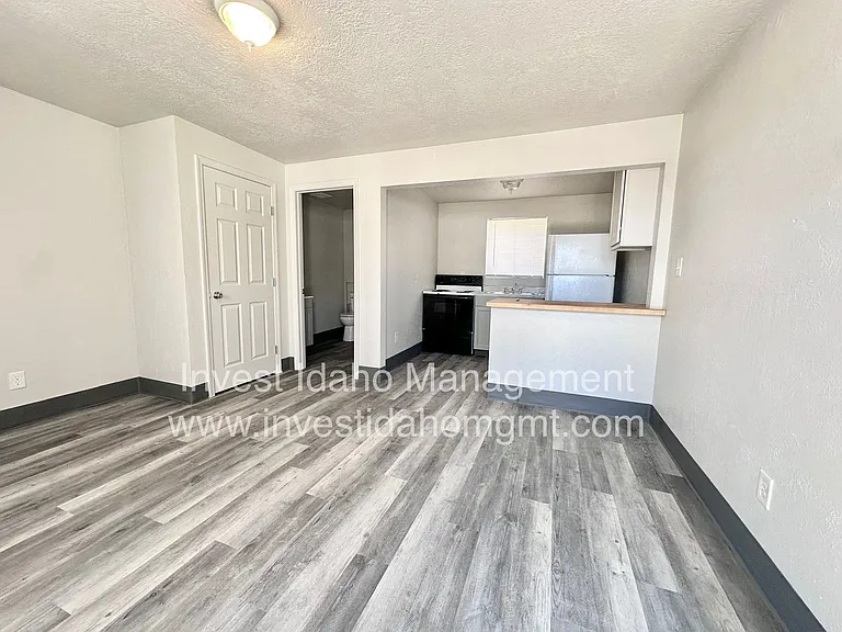 Garrity — Photo 1