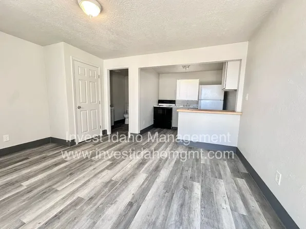 Garrity, 1636 Garrity Blvd APT 5, Nampa, ID 83687