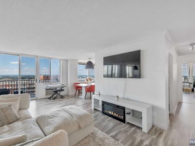160 Overlook Ave APT 24F, Hackensack, NJ, 07601