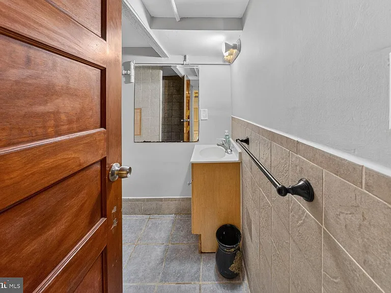 1353 Kennedy St NW — Photo 21
