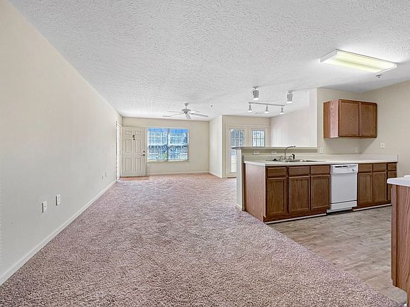 3rd image of 19362 Chelsey Dr