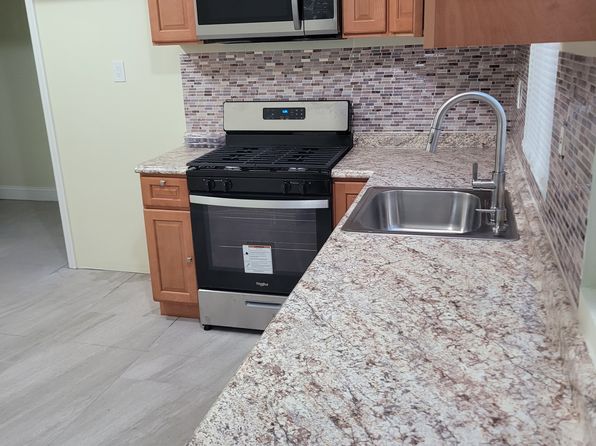 706 18th Ave FLOOR 1