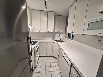 Rented by essential NEW YORK Real Estate