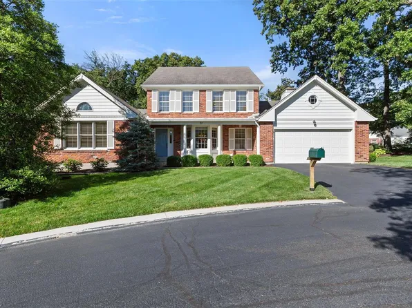 31 Webster Oaks Dr, Saint Louis, MO 63119
