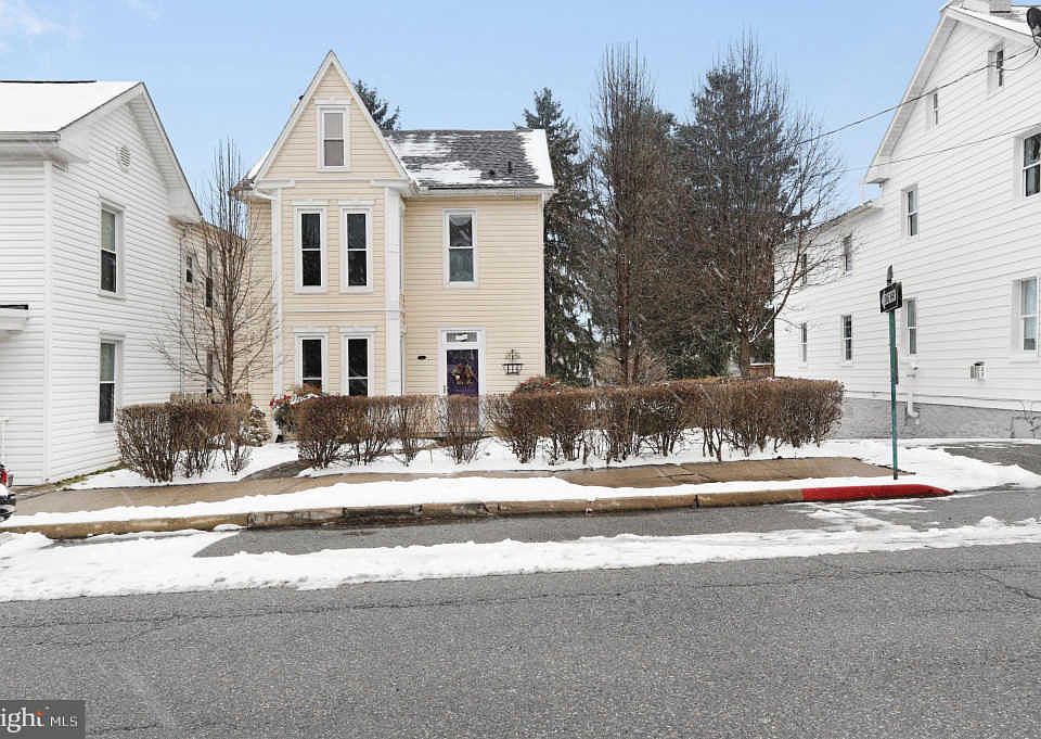 1st image of 27 S Main St