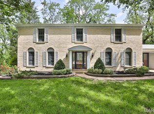 14587 Whittington Ct, Chesterfield, MO