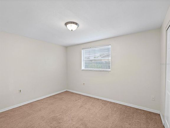 4th image of 1023 VIKING DRIVE
