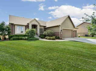 15514 E Mainsgate Ct, Wichita, KS 67228