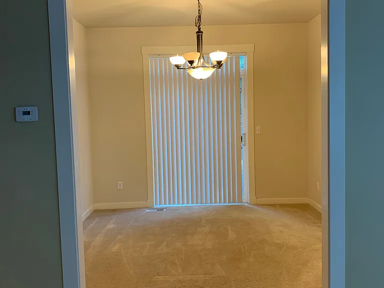 2018 NE 25th Pl — Photo 8