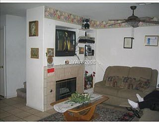5th image of 9660 Belle Regal St