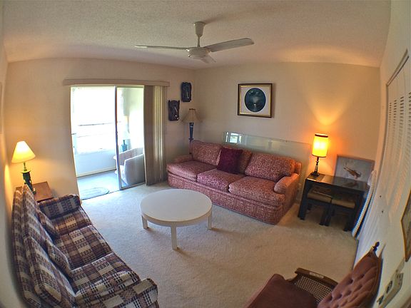 5th image of 119 Somerset Dr #F