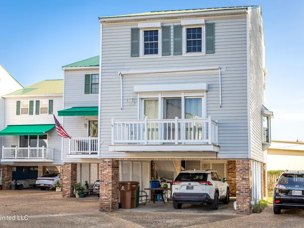 255 E Scenic Dr APT L, Pass Christian, MS 39571