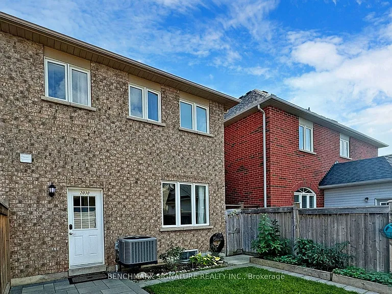 2030 Bur Oak Ave — Photo 42