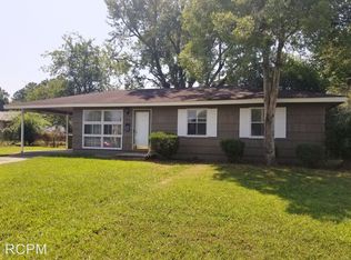 1002 Lowell Dr SE, Huntsville, AL 35801