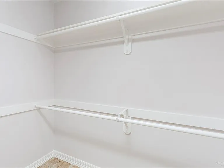 624 N Texas Ave — Photo 15