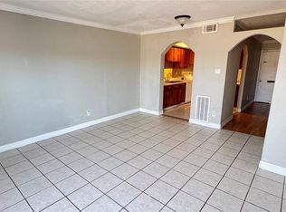 7818 Grove Ridge Dr, Houston, TX 77061