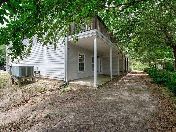 2nd image of 643 Gap Creek Dr #643