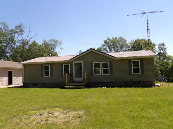 797 N Snow Prairie Rd, Union City, MI 49094