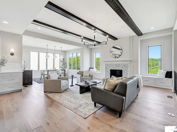 9347 S 86th St, Lincoln, NE 68526