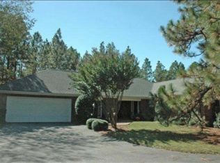 5 Ravenel Ct, Southern Pines, NC 28387