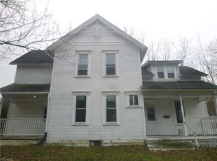 696 Allyn St, Akron, OH 44311