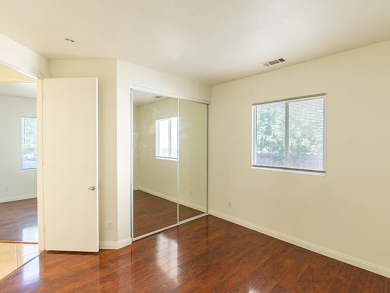 14281 Desert Rose St — Photo 11
