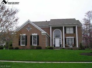 18424 Whitemarsh Ln, Strongsville, OH