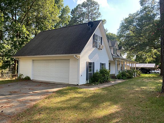 4th image of 133 Pinebrook St #23