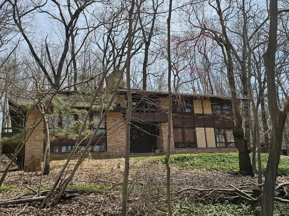 6 Charney Dr, Alpine, NJ 07620