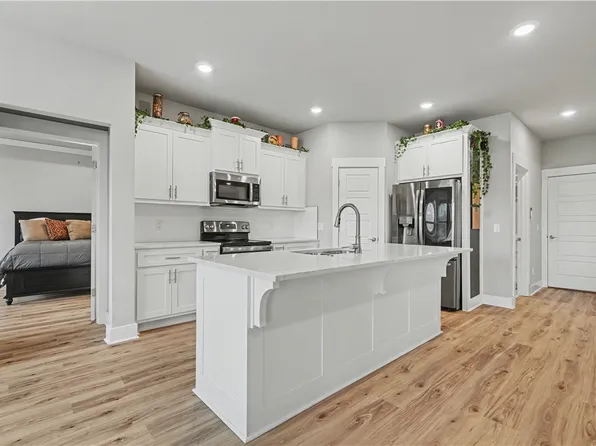 21 Salen Ln, Bella Vista, AR 72715