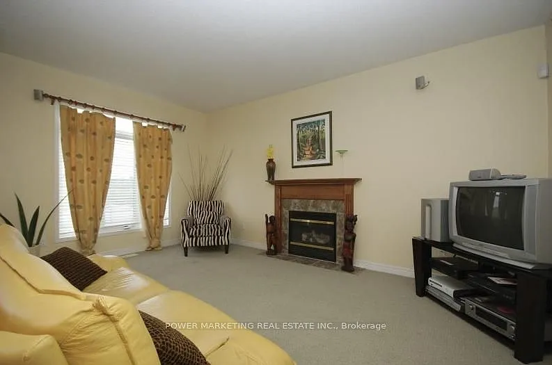 4 bed, $4,500 — Photo 4