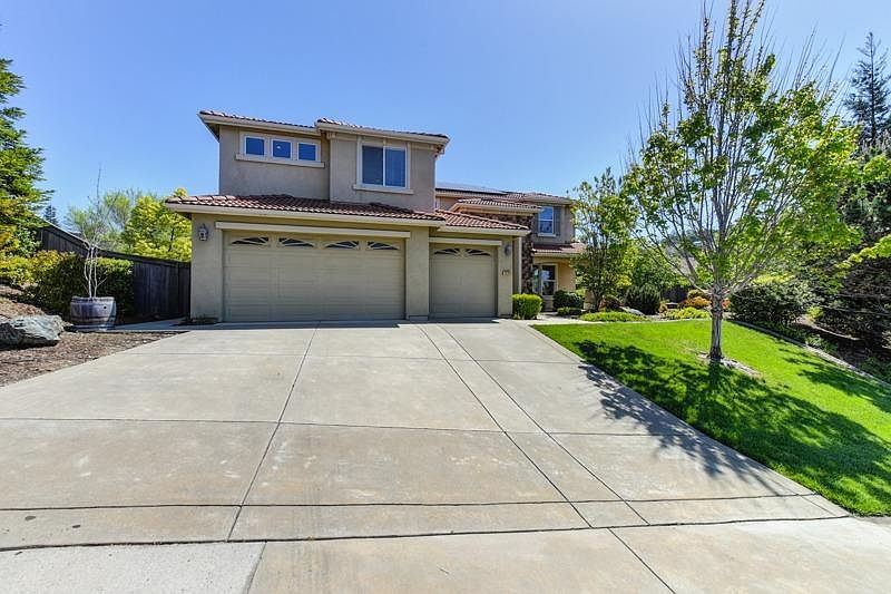 1st image of 1019 Venezia Dr