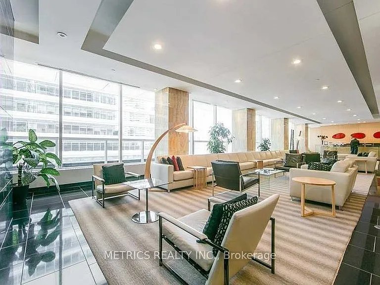 55 Bremner Blvd #2709 — Photo 5