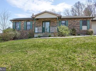 62 Tapeworm Rd, New Bloomfield, PA 17068