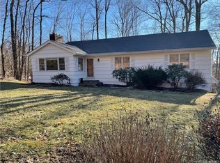 533 New Norwalk Rd, New Canaan, CT 06840