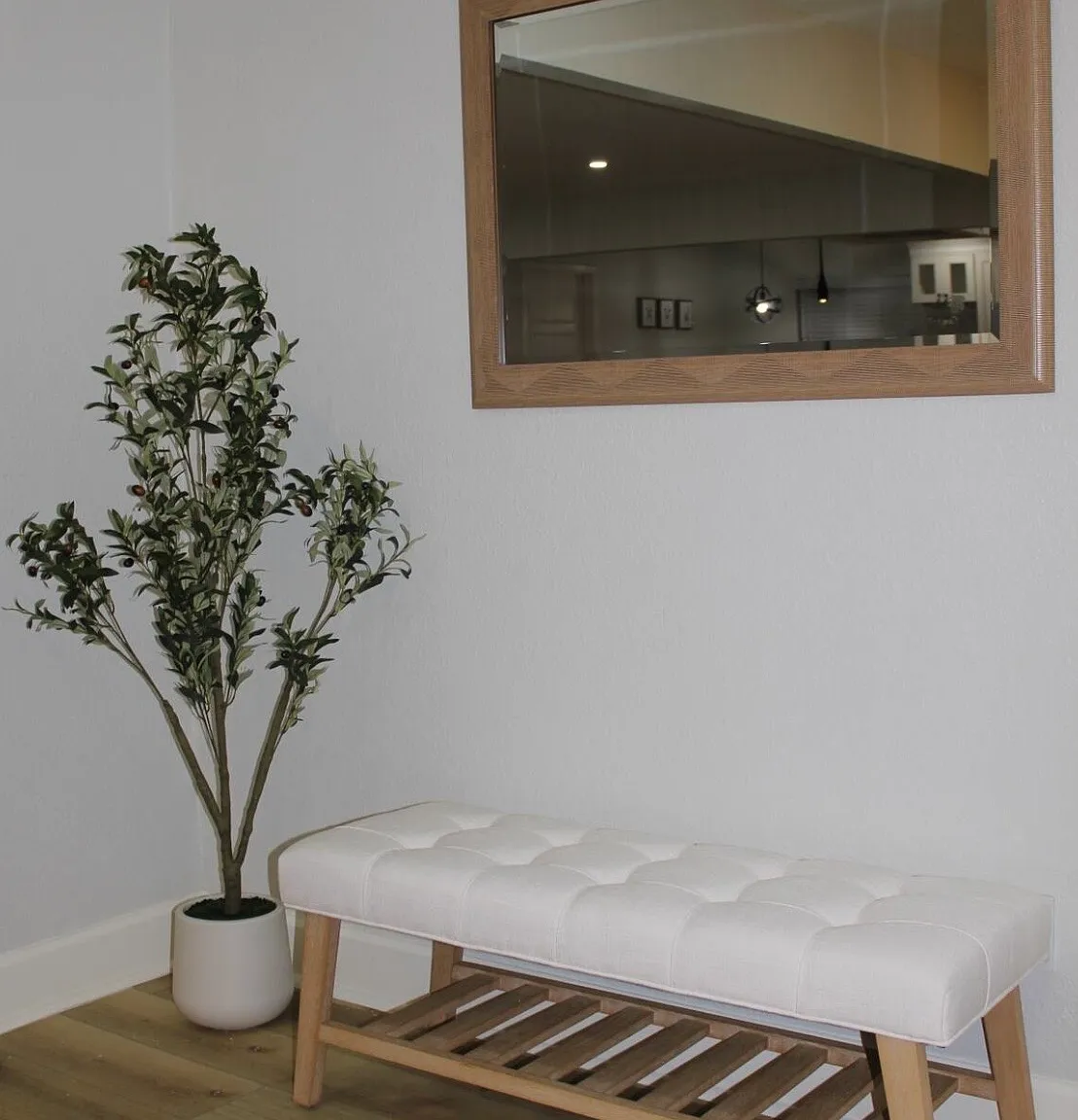 3 bed, 2017 sqft, $3,800 — Photo 2