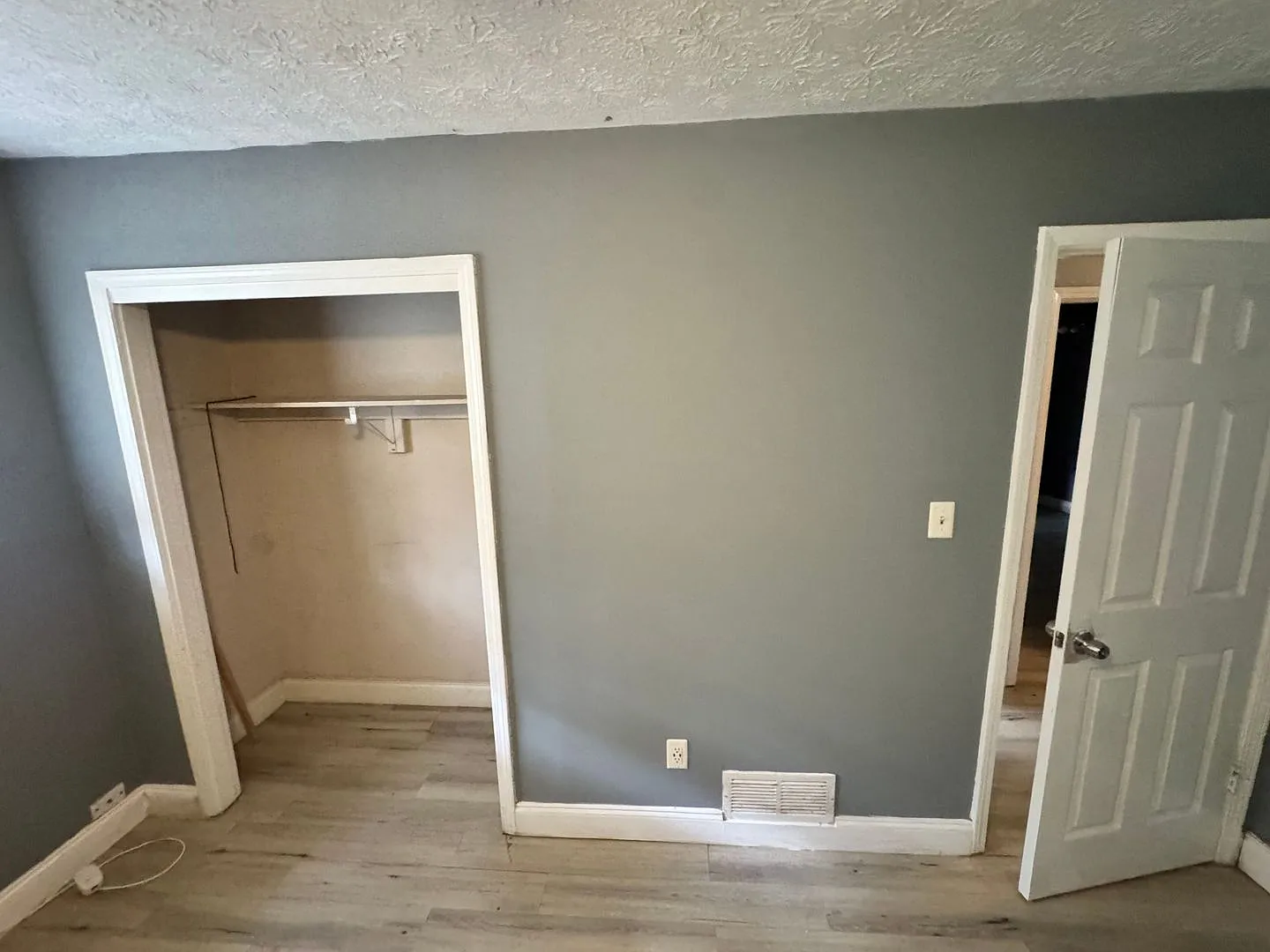 Room in 4 Bedroom Home at Cedar Hurst Trl — Photo 3