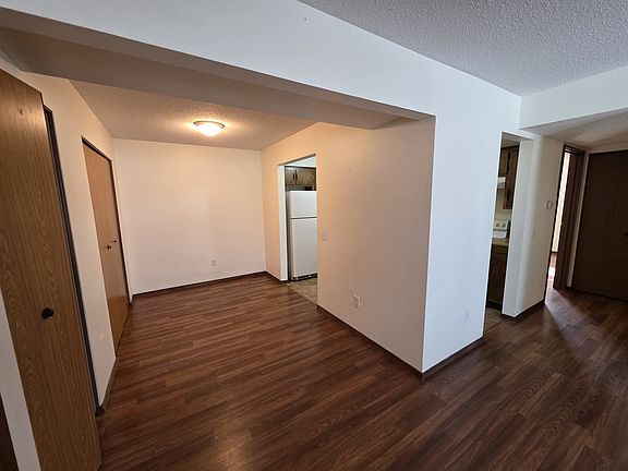 2nd image of 301 W 15th St #D3